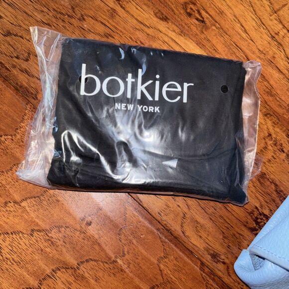 Botkier Hudson Hobo Azurra Pebbled Leather Gunmetal Hardware New Zip Handles - Picture 7 of 12